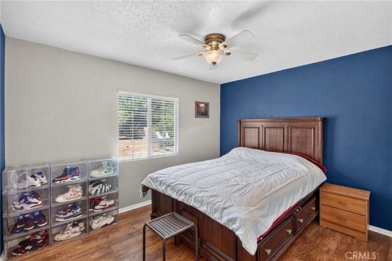 424 E 3rd, Rialto