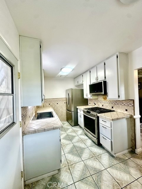 424 E 3rd, Rialto