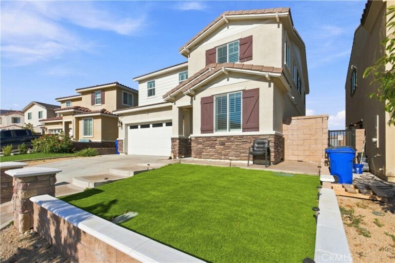 4327 Condor Avenue, Fontana