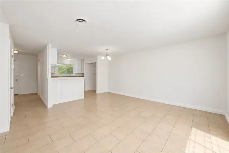 441 N Rockvale Avenue, Azusa