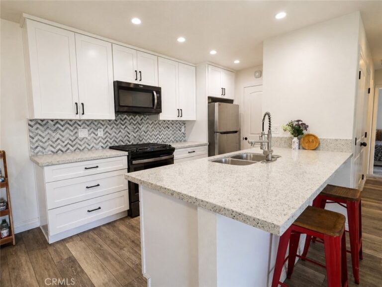 4542 Yosemite Drive, Montclair