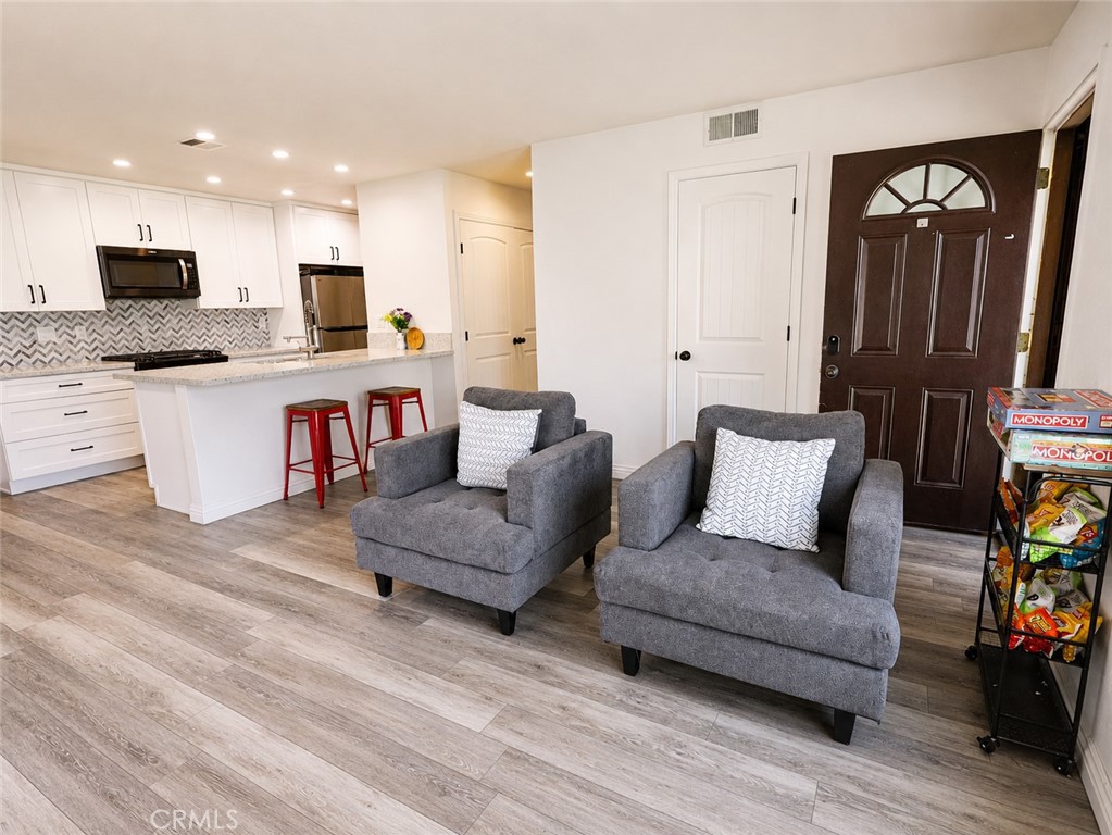 4542 Yosemite Drive, Montclair
