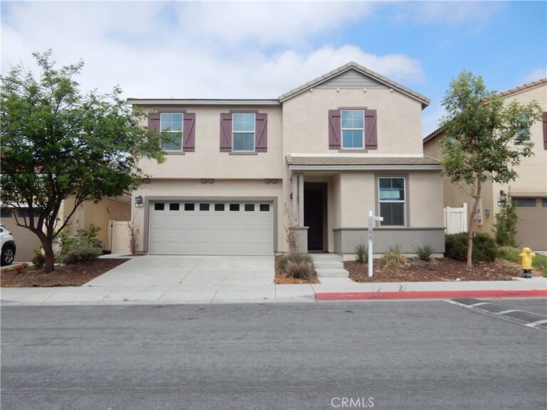 460 N Pinewood, Rialto