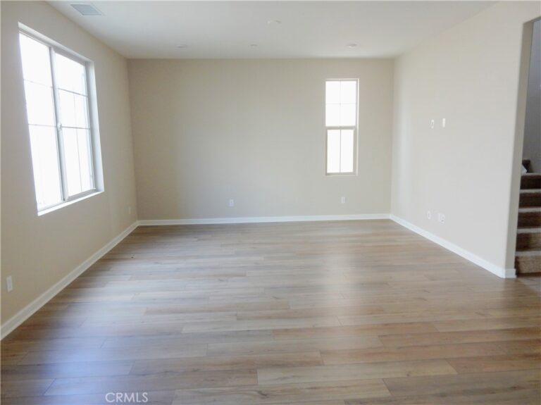 460 N Pinewood, Rialto