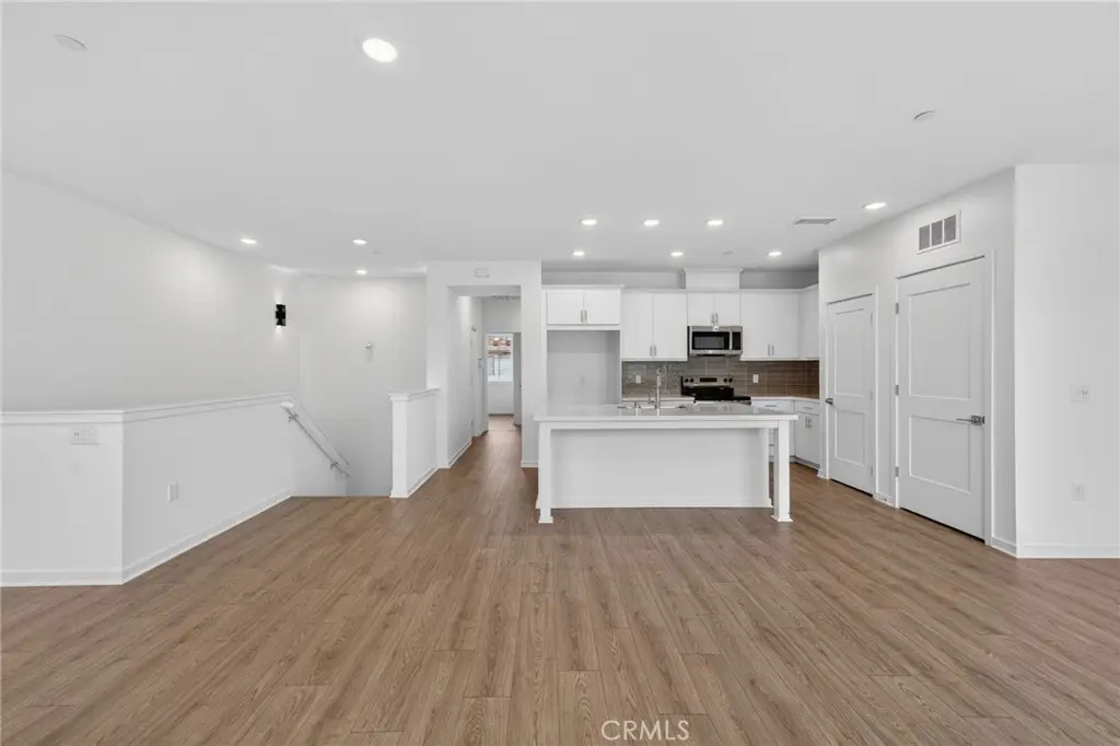 461 Paradiso Place, Covina