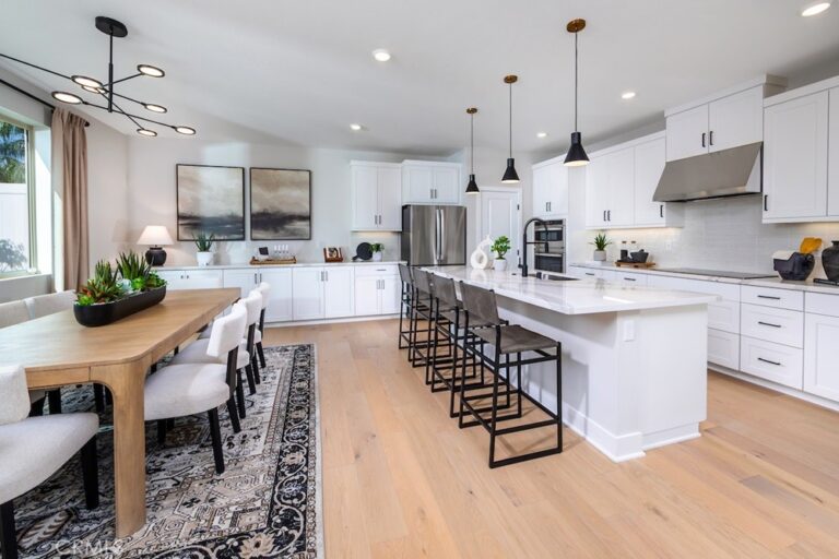 462 Citrus Oak Road, Glendora
