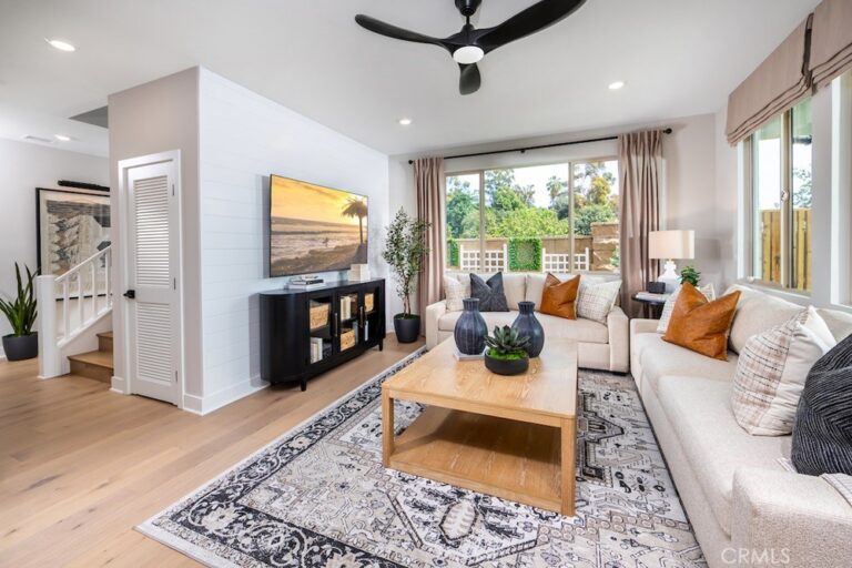 462 Citrus Oak Road, Glendora