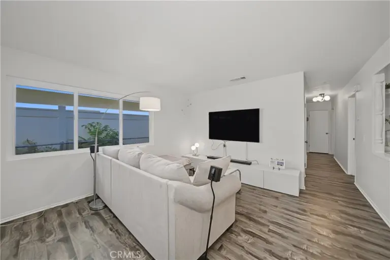 4674 Bird Farm, Chino Hills