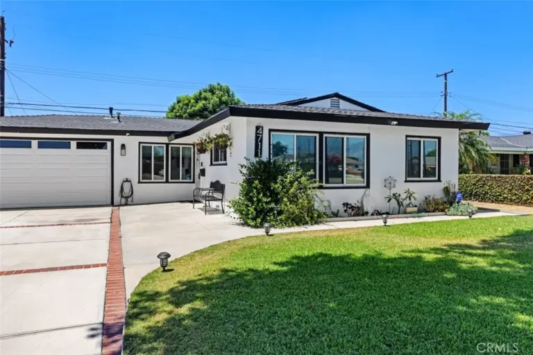4711 N Hollenbeck, Covina