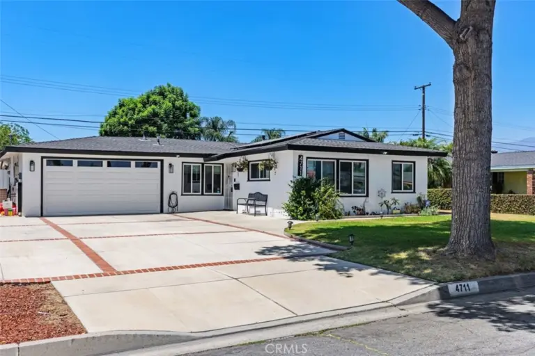 4711 N Hollenbeck, Covina