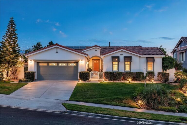 4795 Thornbush, Fontana