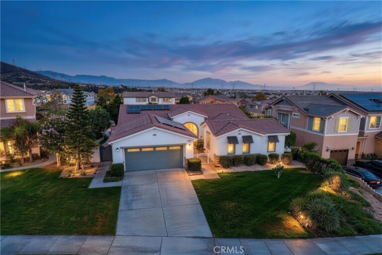 4795 Thornbush, Fontana