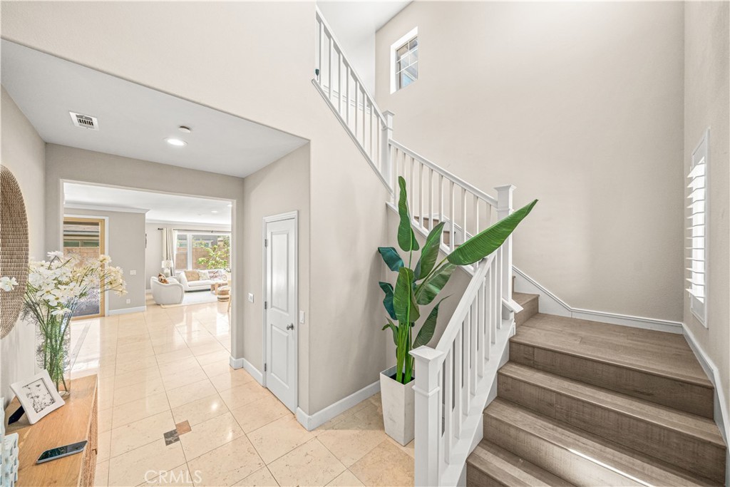 4883 S Bountiful, Ontario