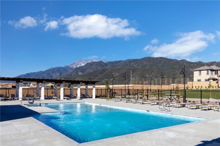 4927 Bracken Lane, Fontana