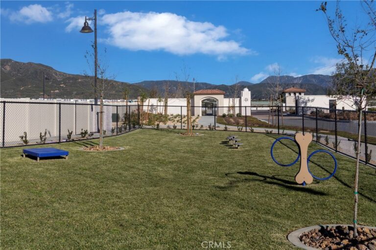 4927 Bracken Lane, Fontana