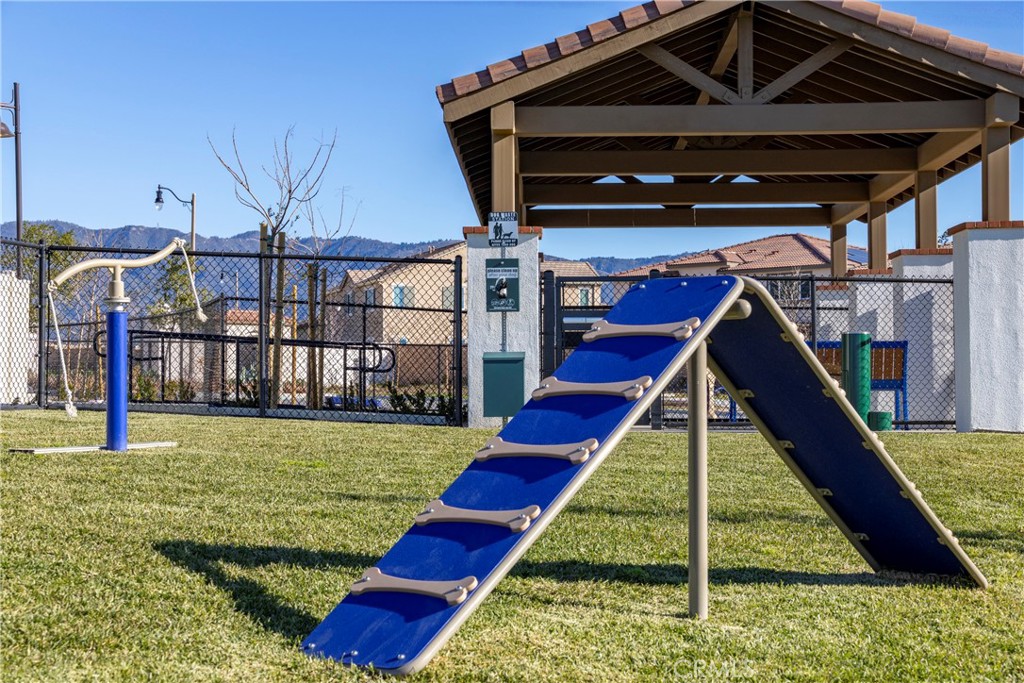 4927 Bracken Lane, Fontana