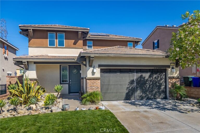 5000 River Ash, Fontana