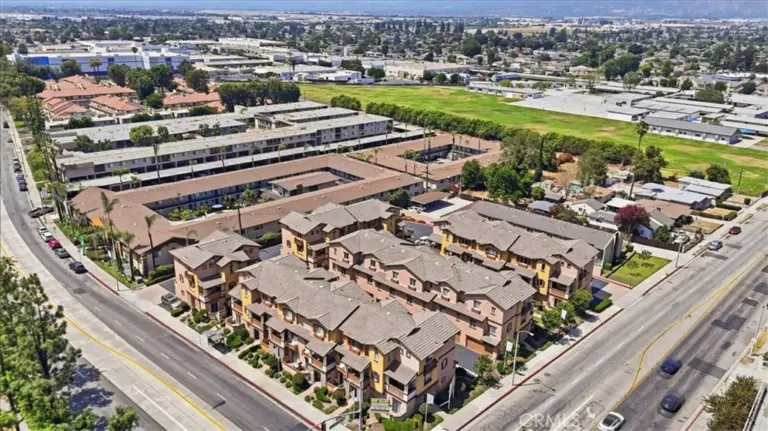 501 N Lark Ellen #G, Covina