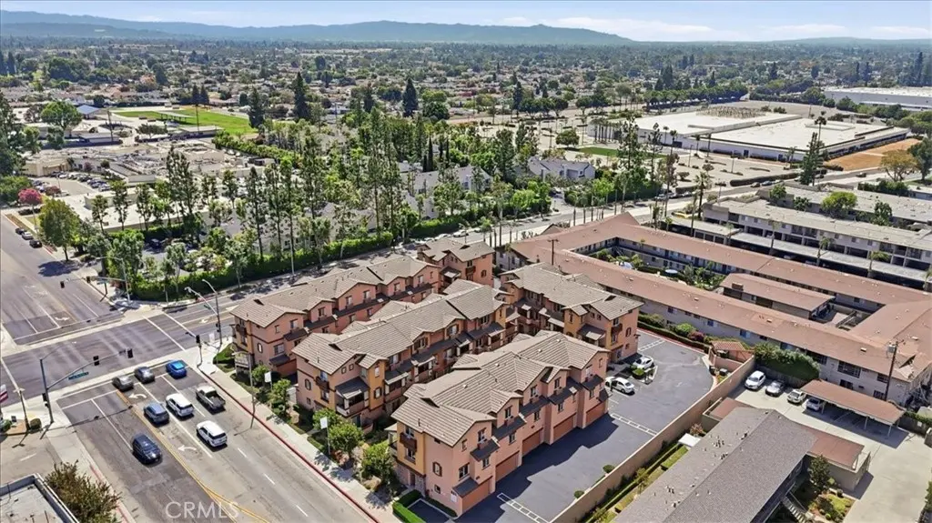 501 N Lark Ellen #G, Covina