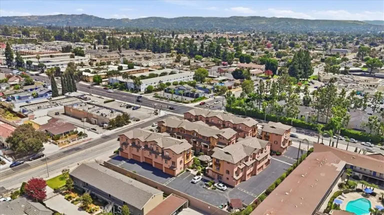 501 N Lark Ellen #G, Covina