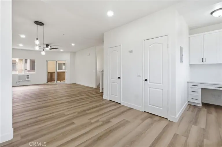 501 N Lark Ellen #H, Covina