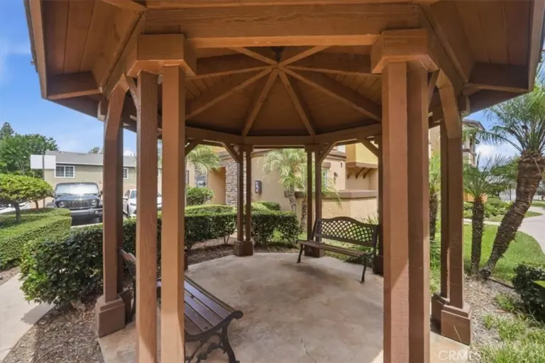 501 N Lark Ellen #H, Covina