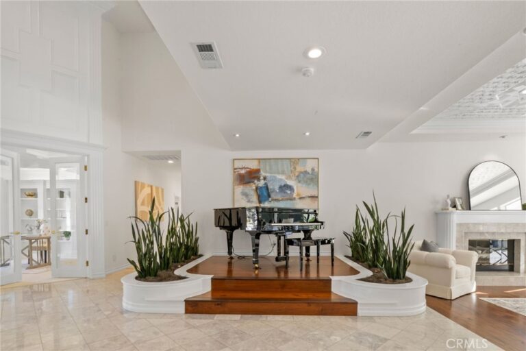 5072 Castle Court, Rancho Cucamonga