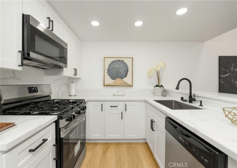 508 G N Imperial, Ontario