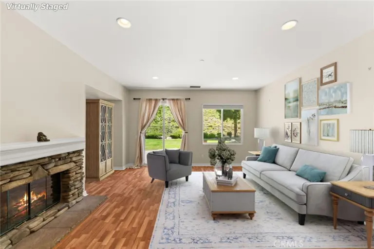51 Mountain Laurel, Azusa