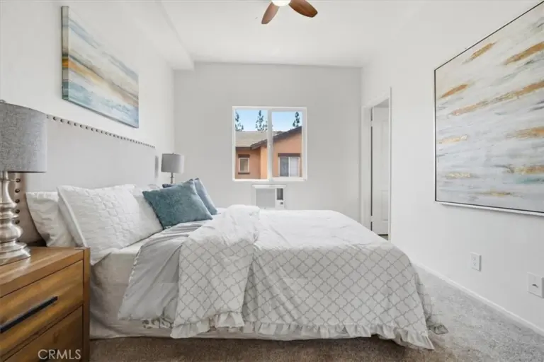 511 N Lark Ellen #F, Covina