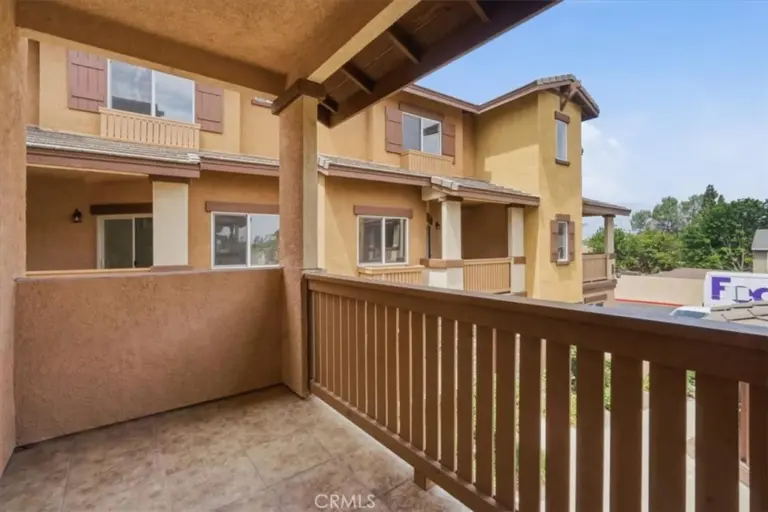 511 N Lark Ellen #I, Covina