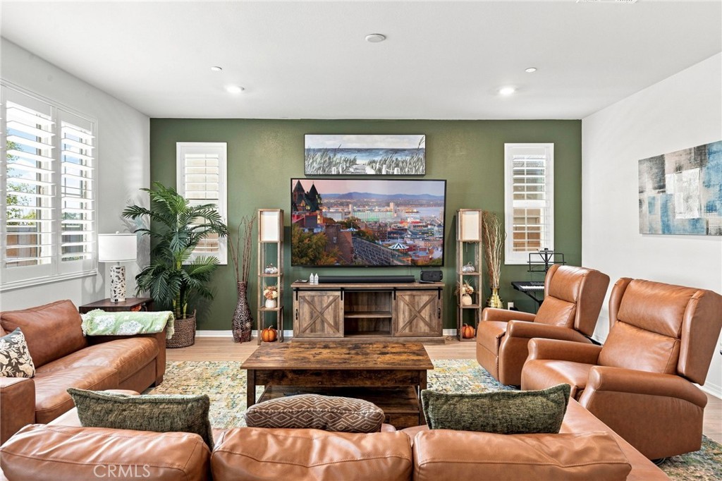 5355 Delaney Way, Fontana