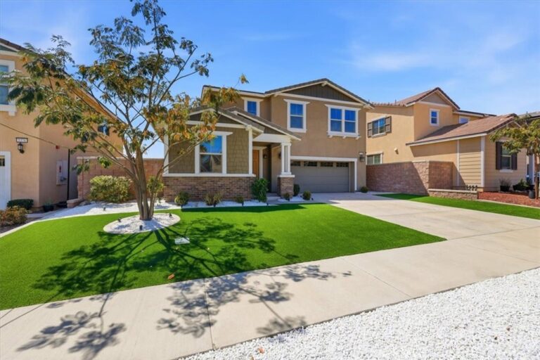 5370 Blue Ridge Way, Fontana