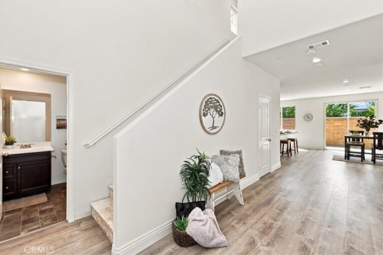 5370 Blue Ridge Way, Fontana