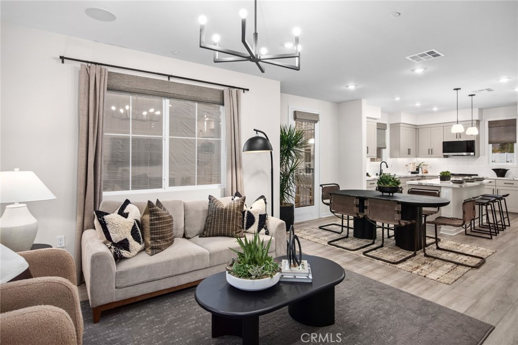 548 Gregory Way, Glendora
