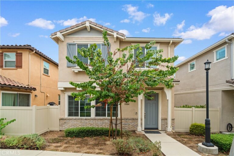 5564 Valencia, Montclair