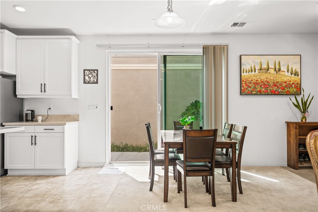 5564 Valencia, Montclair