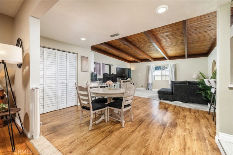 5595 Hawthorne, Montclair