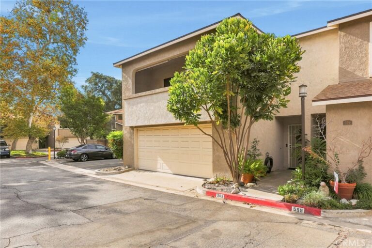 563 Wayland Court, Claremont