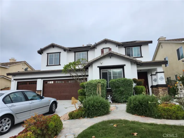 5707 Caliterra Court, Eastvale