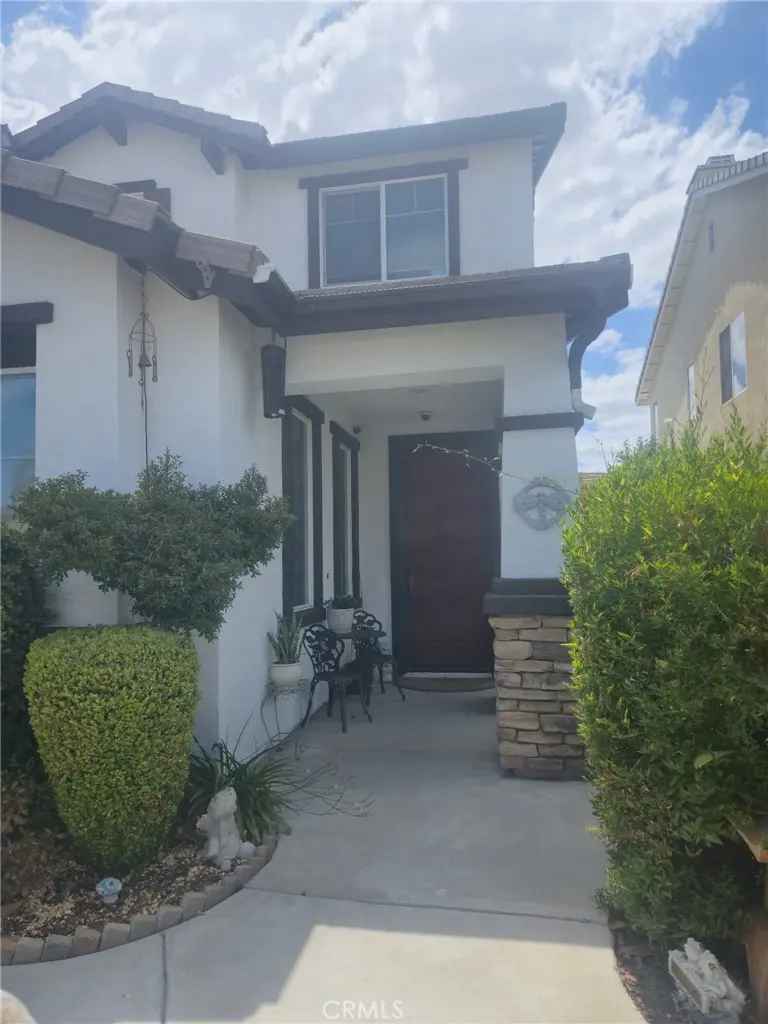 5707 Caliterra Court, Eastvale