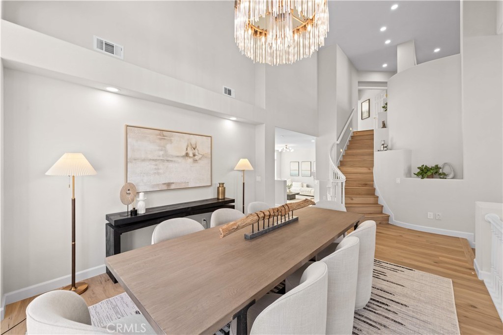 5776 Parkcrest Dr, La Verne