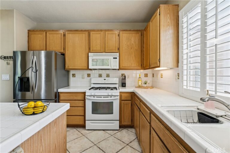5848 Pine Valley Drive, Fontana