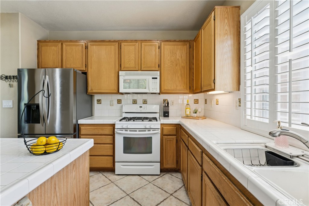 5848 Pine Valley Drive, Fontana