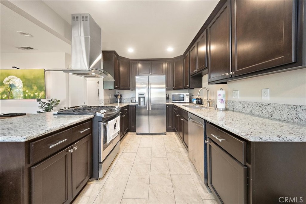 594 Winn, Upland