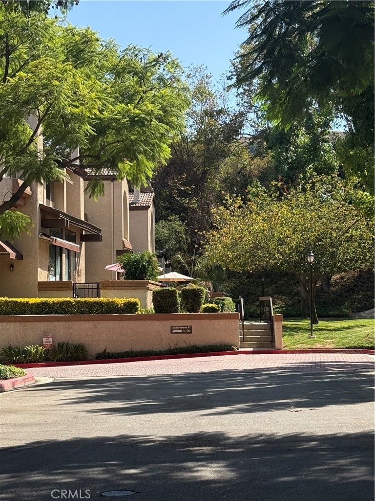 6 Saddlewood, Pomona