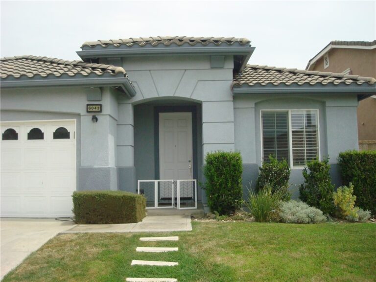 6043 Camargo Place, Fontana