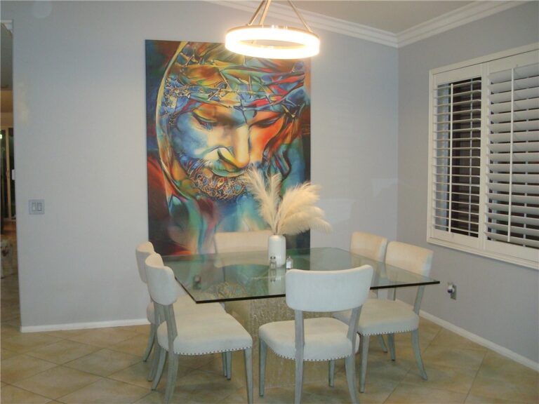 6043 Camargo Place, Fontana