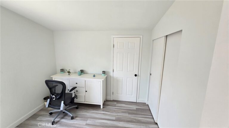 606 North Dahlia Avenue, Ontario