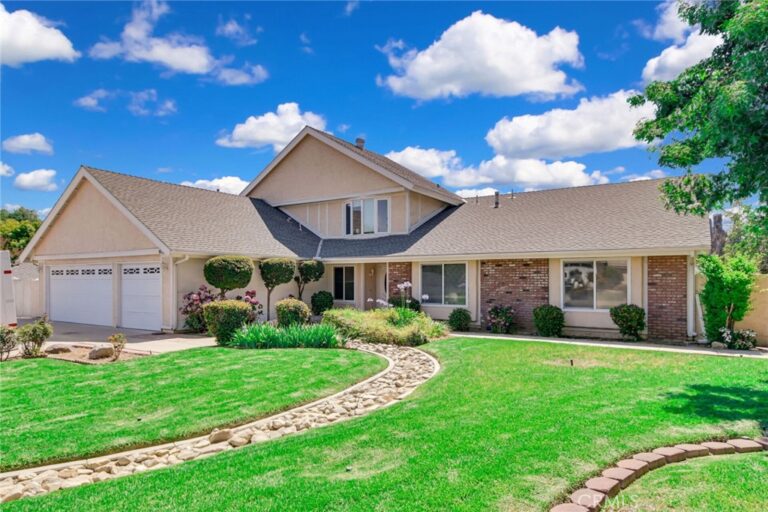 6074 Malachite Avenue, Alta Loma